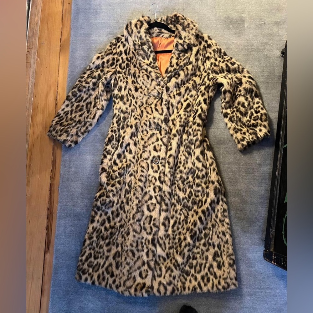 Vintage faux leopard coat size L